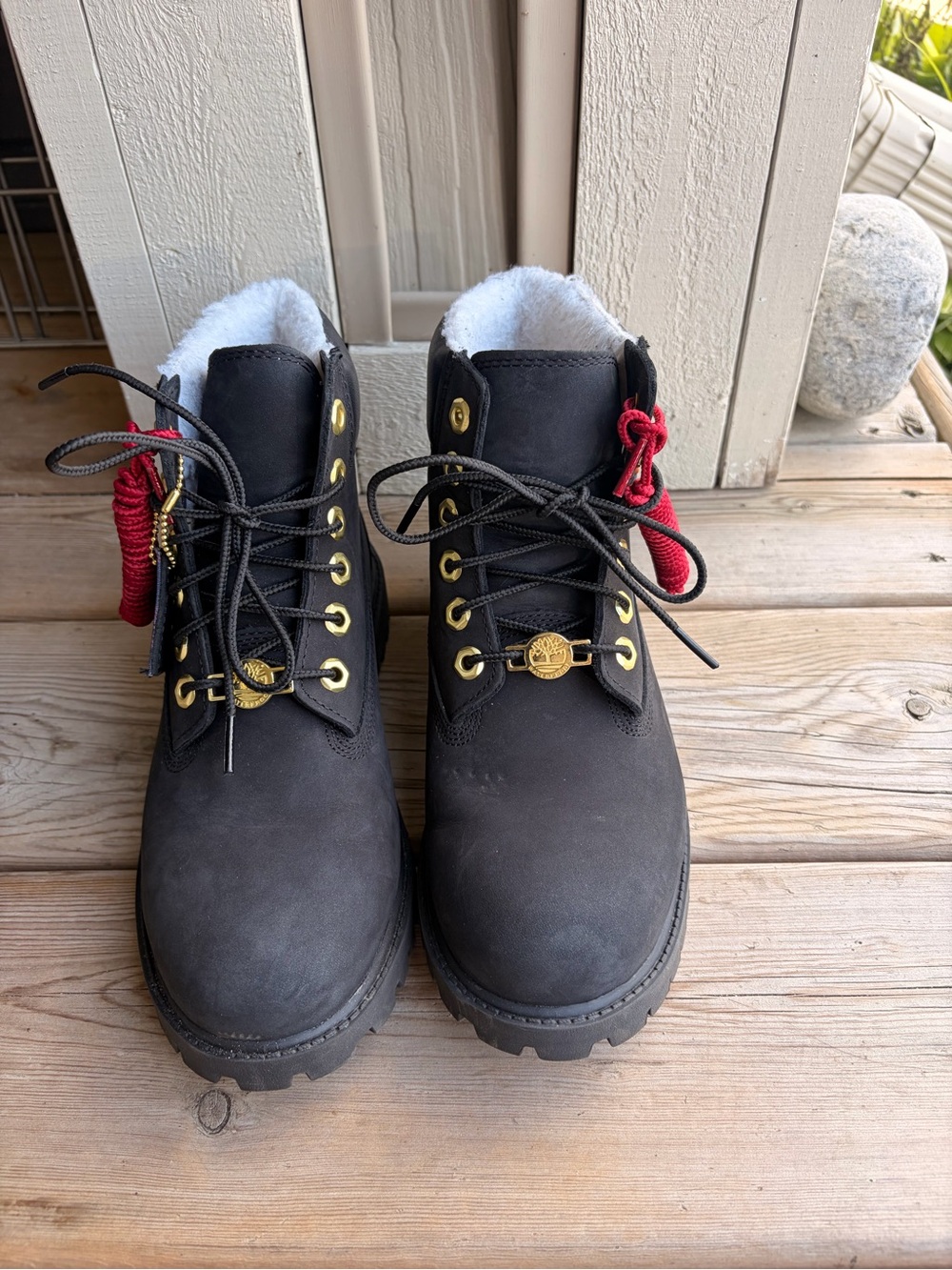 Timberland Women's Black Lace-Up Boots with Gold Hardware
